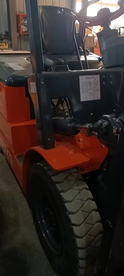 合力2.5吨电动叉车
